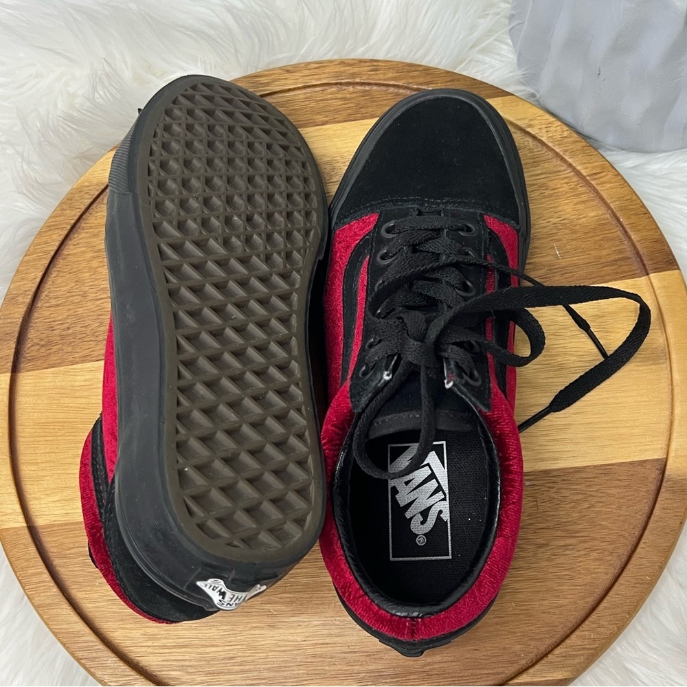 Vans Old Skool Velvet Parisian Night Sneaker Velvet Pack Cerise Red/Black 5.5 - Picture 9 of 11